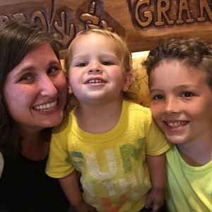Meet your Posher, Nicole